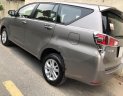 Toyota Innova 2017 - Bán Toyota Innova sản xuất năm 2017, màu nâu số sàn