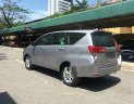 Toyota Innova 2.0 E MT 2018 - Bán Toyota Innova đời 2018, màu bạc