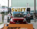 Suzuki Swift 1.4AT 2017 - Bán gấp xe Suzuki Swift đỏ, tặng ngay 110 triệu tiền mặt