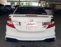 Honda Civic 2.0 2015 - Bán ô tô Honda Civic 2.0 sản xuất năm 2015, màu trắng, xe nhập xe gia đình, giá tốt