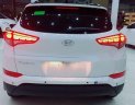 Hyundai Tucson 2018 - Cần bán xe Hyundai Tucson đời 2018, màu trắng, 828tr