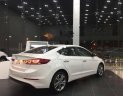 Hyundai Elantra 2018 - Bán ô tô Hyundai Elantra năm sản xuất 2018, màu đỏ giá cạnh tranh