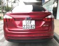 Ford Fiesta 2015 - Bán Ford Fiesta sản xuất năm 2015, màu đỏ xe gia đình