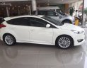 Ford Focus 2018 - Bán Ford Focus 2018 - quà tặng tiền mặt kèm phụ kiện full theo xe. Alo em Tuấn Anh 096 69 379 89