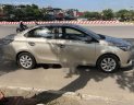 Toyota Vios 2015 - Chính chủ bán Toyota Vios năm 2015, màu vàng cát