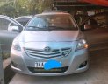 Toyota Vios 2010 - Cần bán gấp Toyota Vios sản xuất 2010, màu bạc