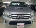 Toyota Hilux 3.0 2016 - Bán ô tô Toyota Hilux 3.0 đời 2016, màu bạc, nhập khẩu xe gia đình