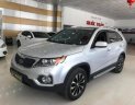 Kia Sorento 2.4AT 2014 - Cần bán lại xe Kia Sorento 2.4AT năm sản xuất 2014, màu bạc  