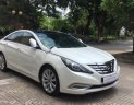 Hyundai Sonata   2011 - Cần bán Hyundai Sonata đời 2011, màu trắng, xe nhập, giá chỉ 615 triệu