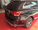 Mitsubishi Stavic 2.0 CVT 2018 - Bán Mitsubishi Outlander 2.0 CVT sản xuất năm 2018, màu đen giá cạnh tranh