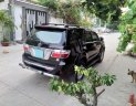 Toyota Fortuner V 2010 - Cần bán nhanh xe Fortuner 2010 tự động 4x4 xăng, màu đen còn rất đẹp