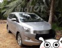 Toyota Innova 2017 - Bán Toyota Innova sản xuất năm 2017, màu bạc  