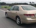 Honda Accord 2004 - Cần bán gấp Honda Accord năm 2004 màu vàng, 350 triệu, xe nhập