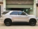 Toyota Fortuner G 2016 - Bán Toyota Fortuner G năm 2016, màu bạc xe gia đình, 910tr