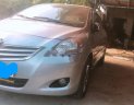 Toyota Vios 2010 - Cần bán gấp Toyota Vios sản xuất 2010, màu bạc