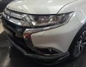 Mitsubishi Outlander 2018 - Bán ô tô Mitsubishi Outlander năm 2018, màu trắng