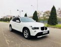 BMW X1 2011 - Bán xe BMW X1 đời 2011, màu trắng