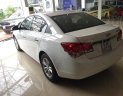 Chevrolet Cruze LS 2015 - Bán ô tô Chevrolet Cruze LS sản xuất năm 2015, màu trắng còn mới giá cạnh tranh