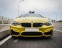 BMW M4 2016 - Cần bán lại xe BMW M4 sản xuất 2016, màu vàng, xe nhập