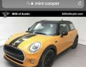 Mini Cooper 2018 - Bán Mini Cooper năm sản xuất 2018, màu vàng chính chủ, 490 triệu