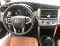 Toyota Innova 2.0E 2017 - Cần bán Toyota Innova 2.0E đời 2017, màu bạc, 705tr