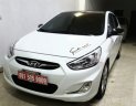 Hyundai Accent  1.4 AT  2014 - Cần bán gấp Hyundai Accent 1.4 AT đời 2014, xe đi hơn 2 vạn km chút, màu trắng, không đâm đụng