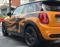 Mini Cooper 2014 - Cần bán xe Mini Cooper sản xuất năm 2014, màu vàng, xe nhập