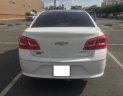 Chevrolet Cruze LT 2016 - Bán xe Chevrolet Cruze LT sản xuất năm 2016, màu trắng số sàn, giá tốt