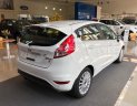 Ford Fiesta Titanium giá tốt 2018 - Bán xe Ford Fiesta Titanium giá tốt đời 2018, màu trắng