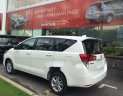 Toyota Innova 2018 - Cần bán gấp Toyota Innova sản xuất năm 2018, màu trắng, giá chỉ 690 triệu