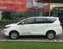 Toyota Innova 2018 - Cần bán gấp Toyota Innova sản xuất năm 2018, màu trắng, giá chỉ 690 triệu