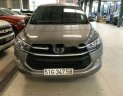 Toyota Innova 2.0E 2017 - Bán Toyota Innova 2.0E đời 2017, màu xám 