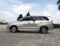 Toyota Innova 2.0E  2015 - Cần bán xe Toyota Innova 2.0E năm 2015 xe gia đình, giá chỉ 565 triệu