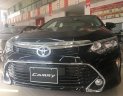 Toyota Camry 2018 - Cần bán gấp Toyota Camry đời 2018, màu đen, giá tốt