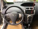 Toyota Yaris 2010 - Cần bán gấp Toyota Yaris đời 2010, màu trắng, nhập khẩu nguyên chiếc số tự động