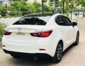 Mazda 2 2016 - Bán Mazda 2 Sedan đời 2016, màu trắng
