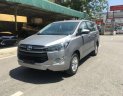 Toyota Innova 2.0E 2018 - Bán Toyota Innova 2.0E đời 2018, màu bạc, giá chỉ 743 triệu