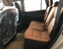 Toyota Innova 2.0E 2018 - Bán ô tô Toyota Innova 2.0E 2018, màu bạc, giá chỉ 708 triệu, trả trước 250tr có xe ngay