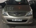 Toyota Innova 2.0G 2011 - Bán Toyota Innova 2.0G sản xuất 2011, màu vàng cát