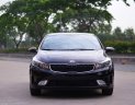 Kia Cerato 1.6 MT 2018 - Bán Kia Cerato 1.6 MT năm sản xuất 2018, màu đen