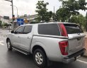 Nissan Navara E 2016 - Gia đình bán Nissan Navara E, đời 2016, màu bạc, đi hơn 2 vạn KM còn bảo hành hãng