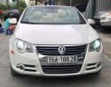 Volkswagen Eos 2.0 2006 - Cần bán xe Volkswagen Eos 2.0 đăng ký 2010, màu trắng, giá 520tr