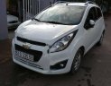 Chevrolet Spark   MT 2017 - Cần bán gấp Chevrolet Spark MT sản xuất 2017, màu trắng