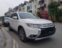 Mitsubishi Outlander 2.2 2016 - Bán xe Mitsubishi Outlander năm 2016 màu trắng, nhập khẩu nguyên chiếc