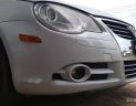 Volkswagen Beetle 2006 - Bán Volkswagen Beetle đời 2006, màu trắng, nhập khẩu nguyên chiếc, giá tốt