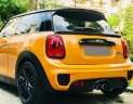 Mini Cooper G 2016 - Bán ô tô Mini Cooper  năm sản xuất 2016, màu vàng, nhập khẩu nguyên chiếc