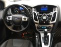 Ford Focus 2.0 S 2015 - Bán Ford Focus 2.0 S đời 2015, màu trắng