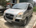 Hyundai Starex 2003 - Cần bán gấp Hyundai Starex năm 2003, màu bạc, nhập khẩu số sàn