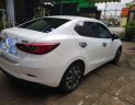Mazda 2 2016 - Cần bán Mazda 2 đời 2016, màu trắng