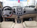 Toyota Fortuner G 2.5MT 2012 - Bán Toyota Fortuner G 2.5MT sản xuất năm 2012, màu xám (ghi), giá 736tr